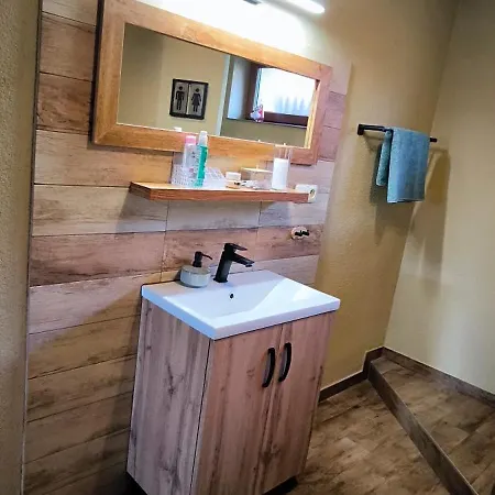 Na Divokom Vrsku * Jamník