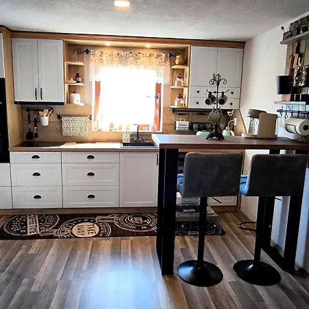 Na Divokom Vrsku 펜션 Jamník